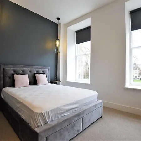 The Hubert - Your Апартаменты Бристоль