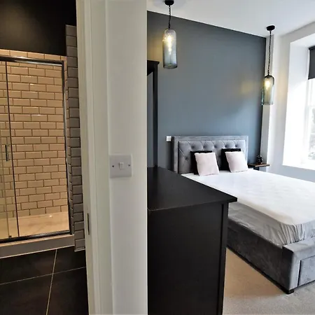 The Hubert - Your Apartment