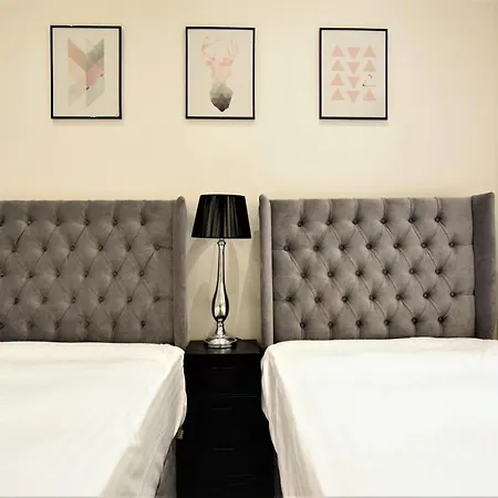 The Hubert - Your Appartement